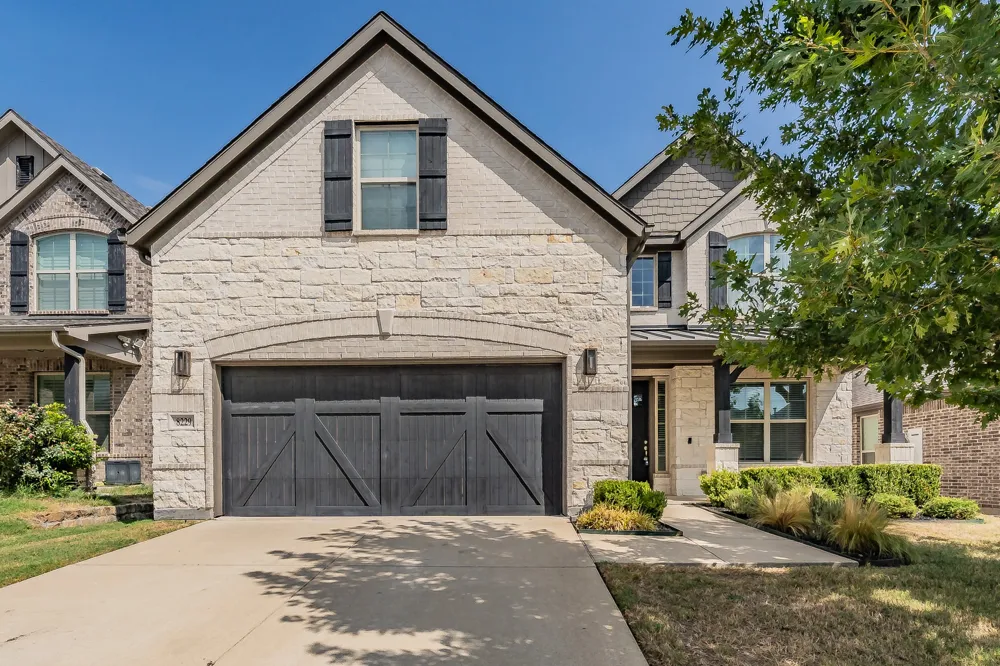 8229 Plumbago Way Dallas, TX 75252