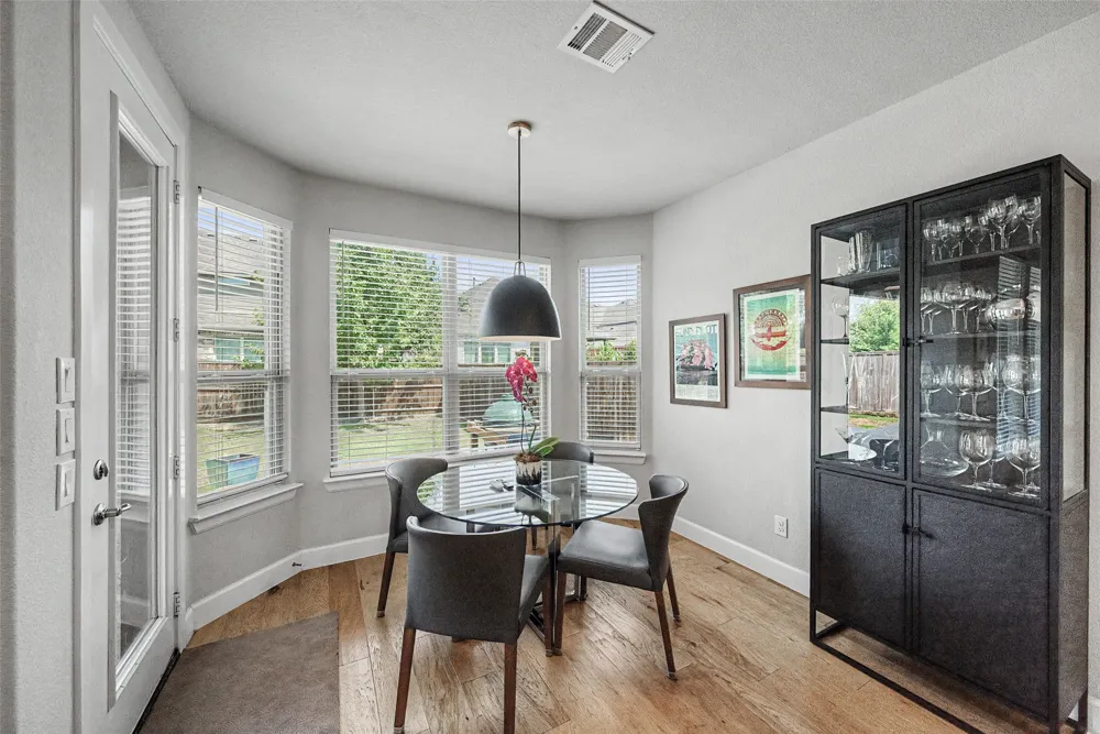 8229 Plumbago Way Dallas, TX 75252