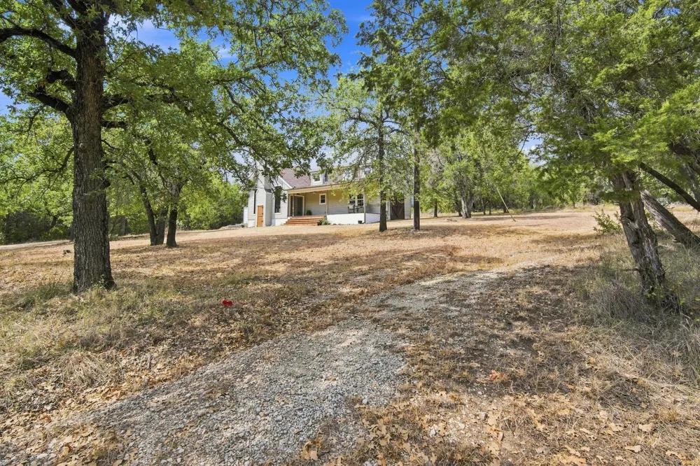 2117 County Road 2010 #B Glen Rose, TX 76043