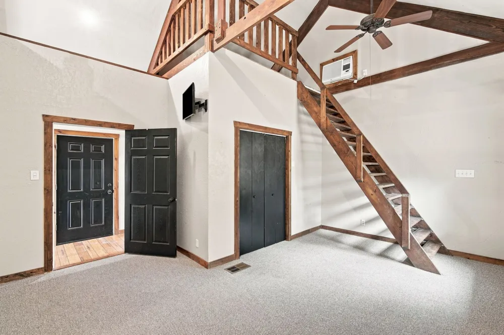 2117 County Road 2010 #B Glen Rose, TX 76043