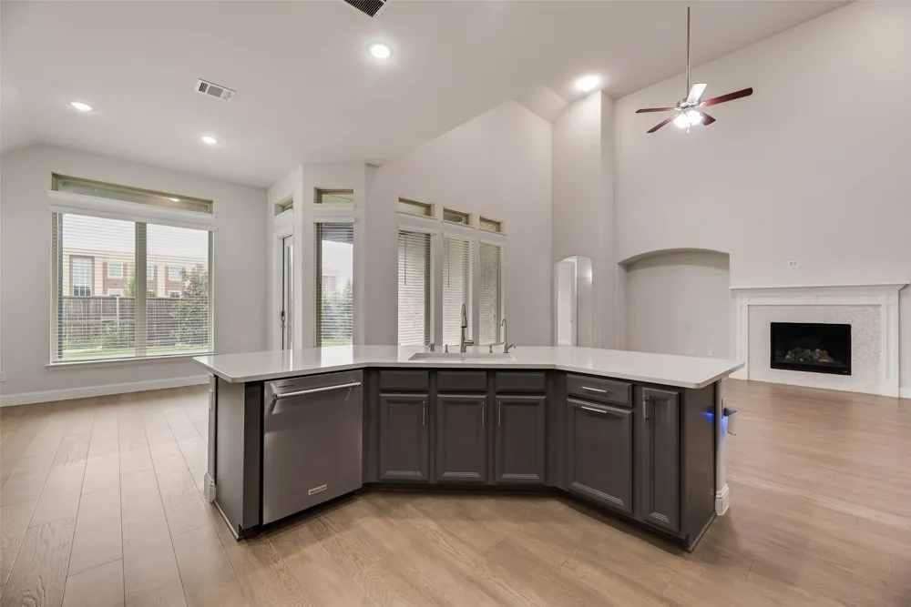 16524 Sage Crest Drive Frisco, TX 75035