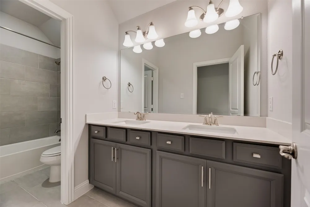 16524 Sage Crest Drive Frisco, TX 75035