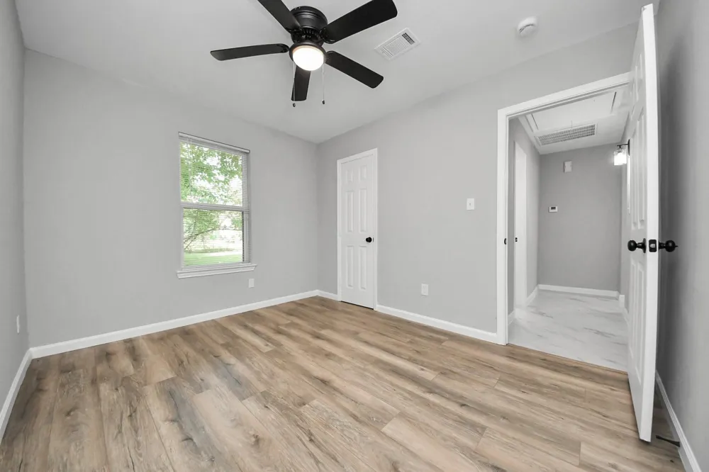 4914 Angleton Street Houston, TX 77033