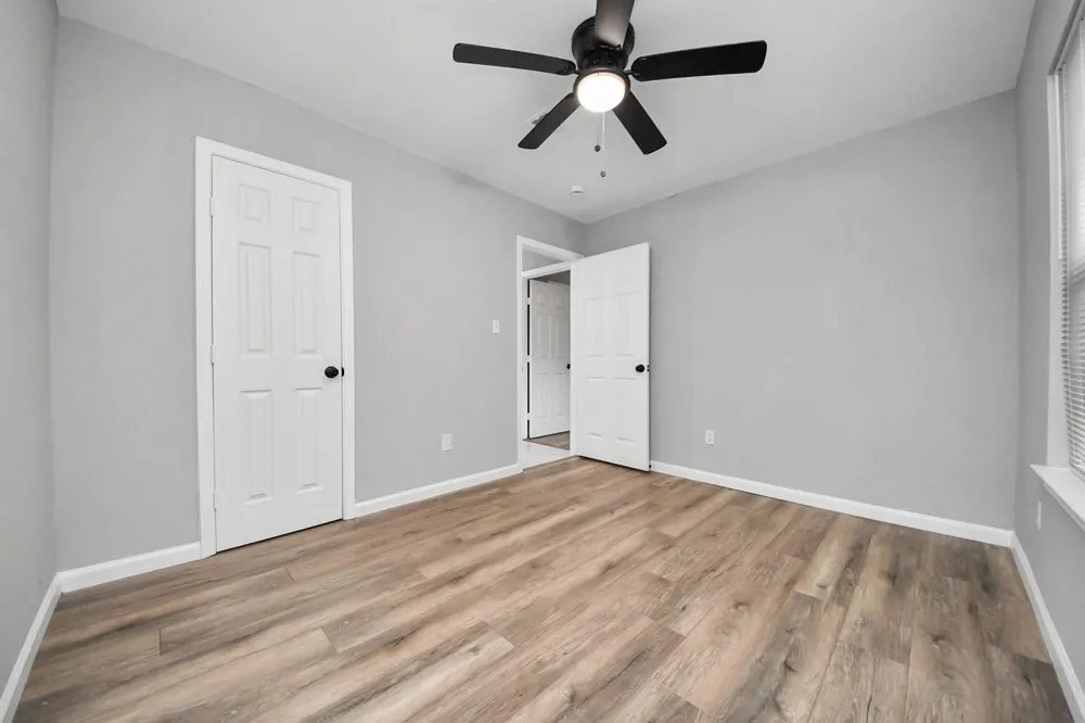 4914 Angleton Street Houston, TX 77033