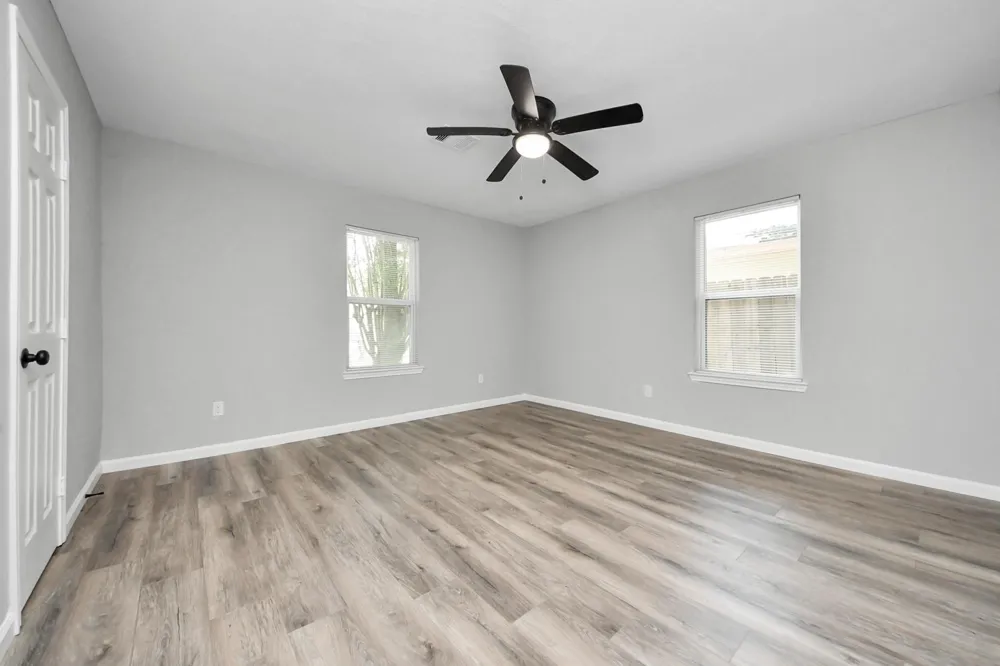 4914 Angleton Street Houston, TX 77033