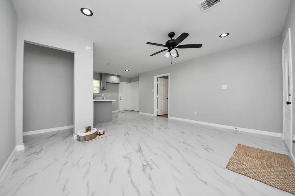 4914 Angleton Street Houston, TX 77033