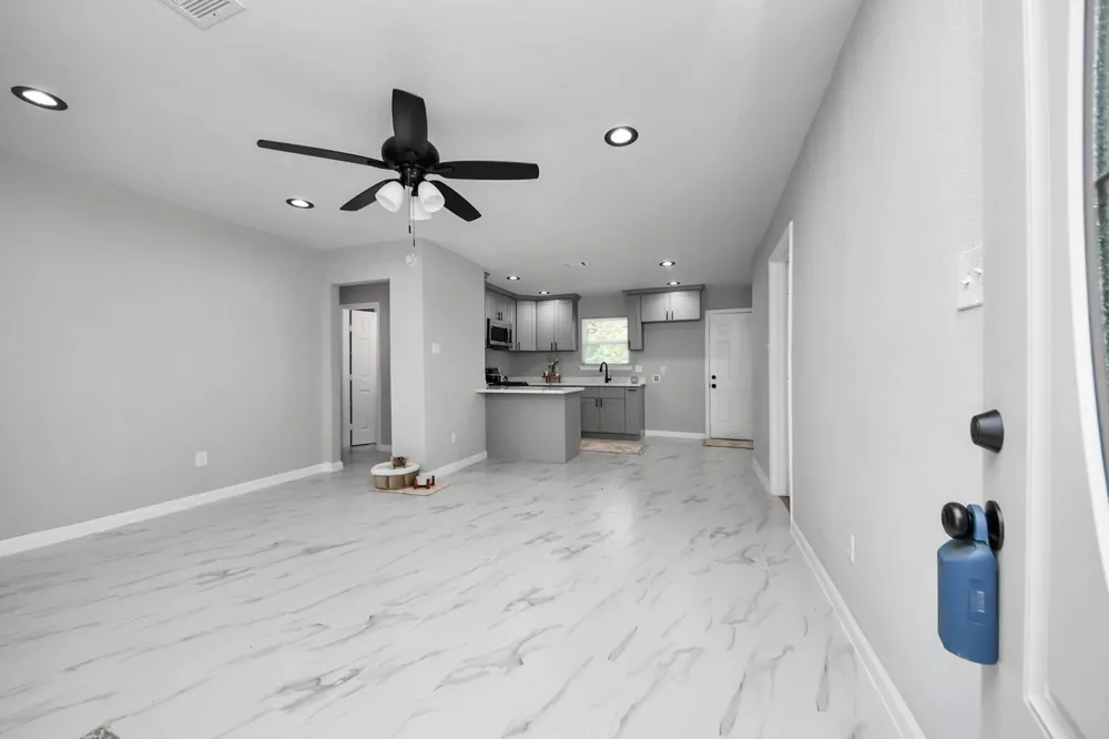 4914 Angleton Street Houston, TX 77033