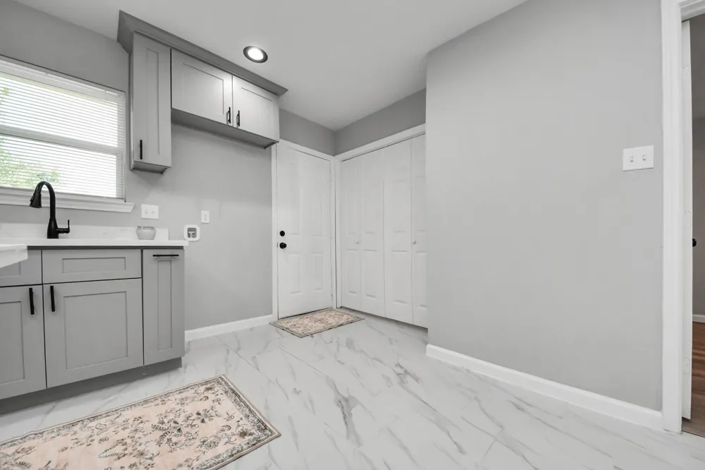 4914 Angleton Street Houston, TX 77033
