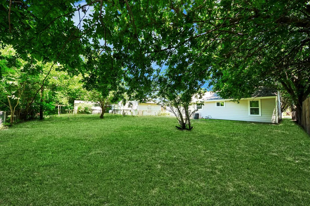4914 Angleton Street Houston, TX 77033