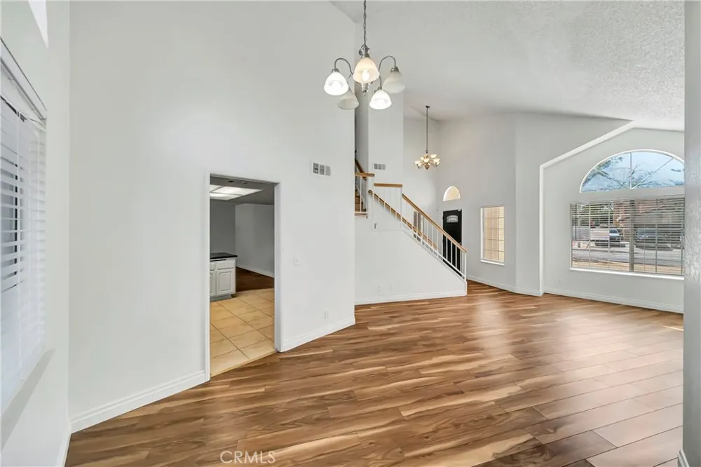 44636 17th St East E Lancaster, CA 93535