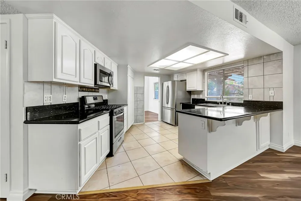 44636 17th St East E Lancaster, CA 93535