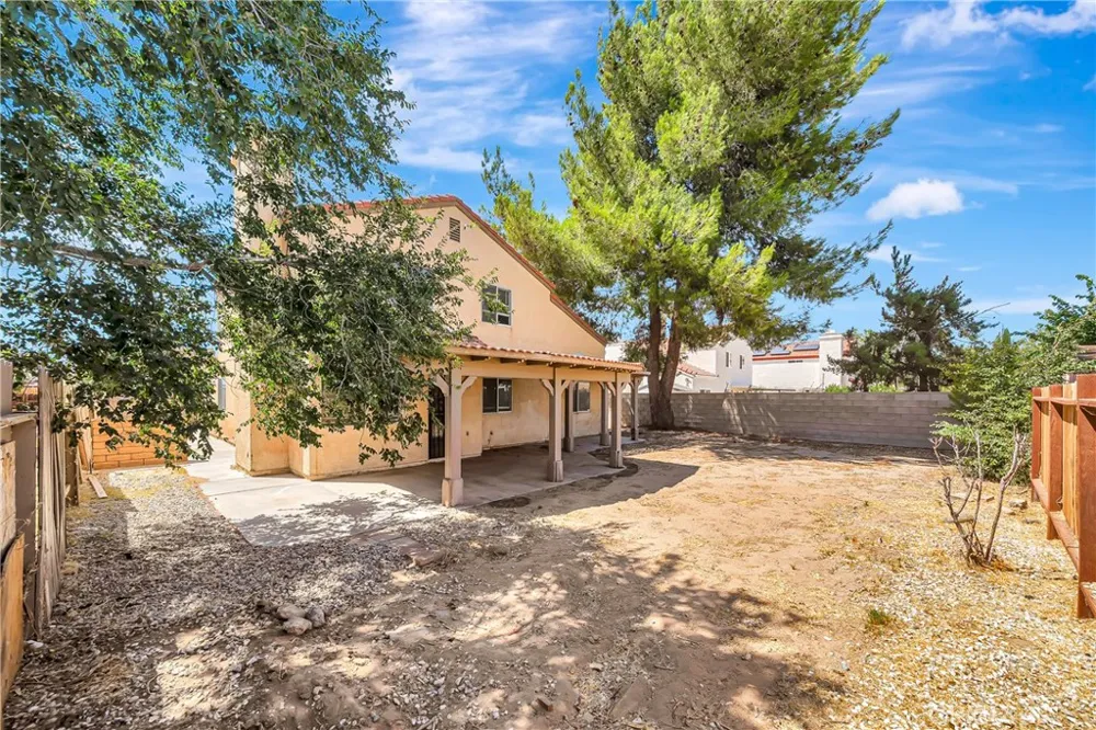 44636 17th St East E Lancaster, CA 93535