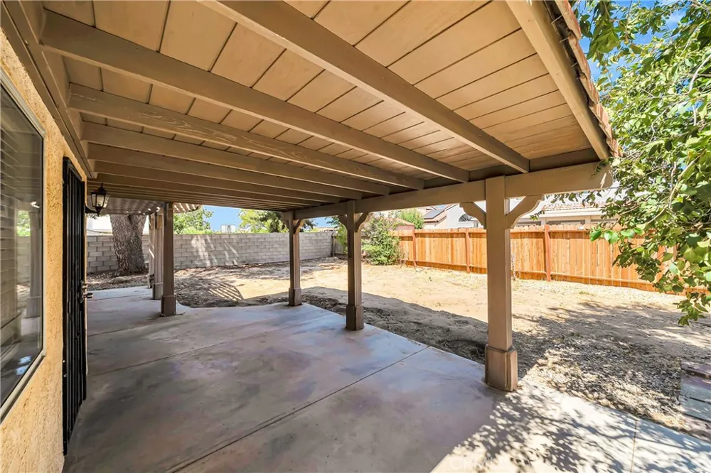 44636 17th St East E Lancaster, CA 93535