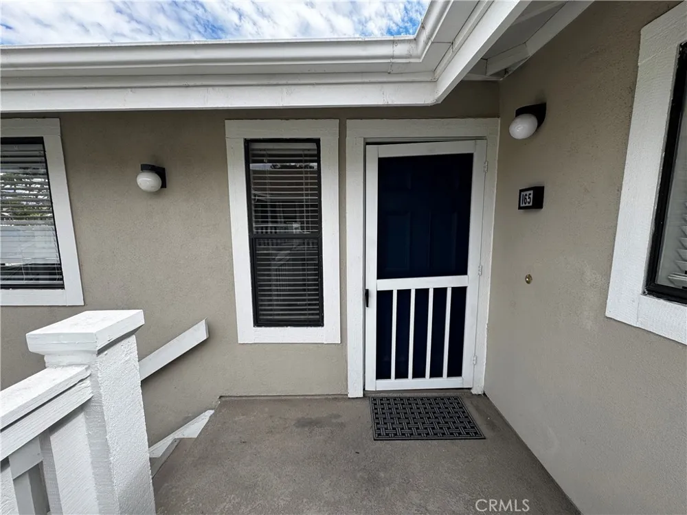 165 Tarocco Irvine, CA 92618