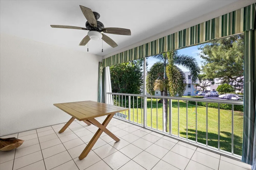 1205 E SANDY LANE E #249 Singer Island, FL 33404