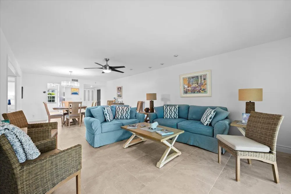 1205 E SANDY LANE E #249 Singer Island, FL 33404