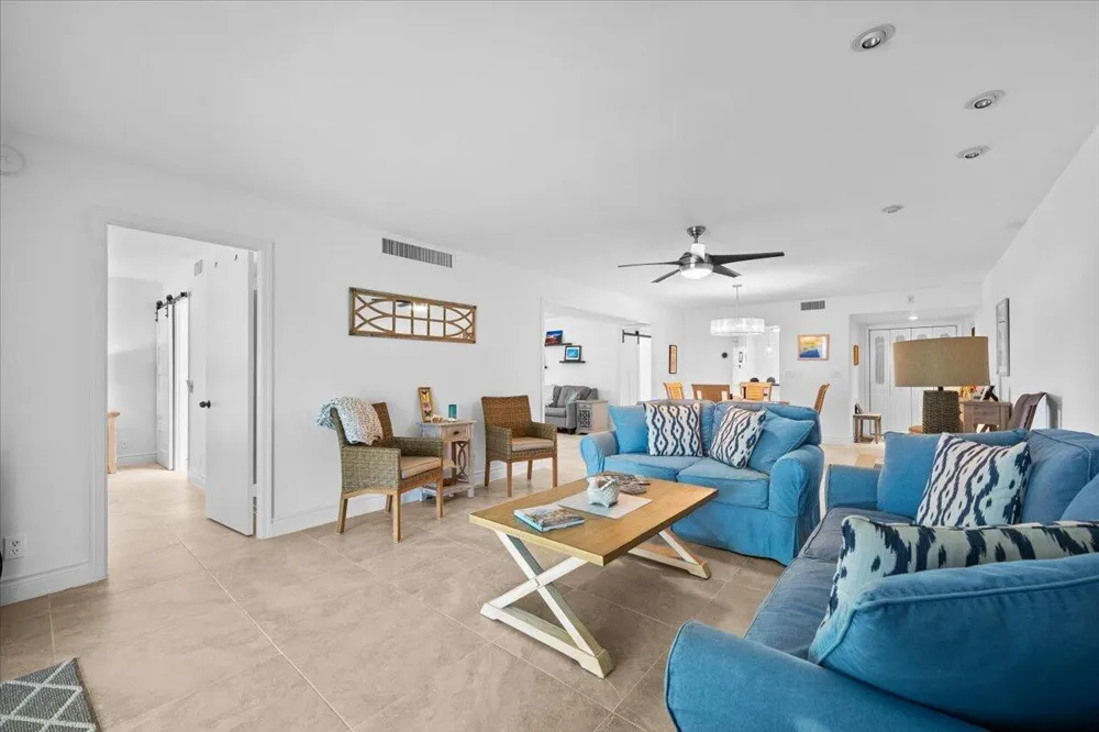 1205 E SANDY LANE E #249 Singer Island, FL 33404