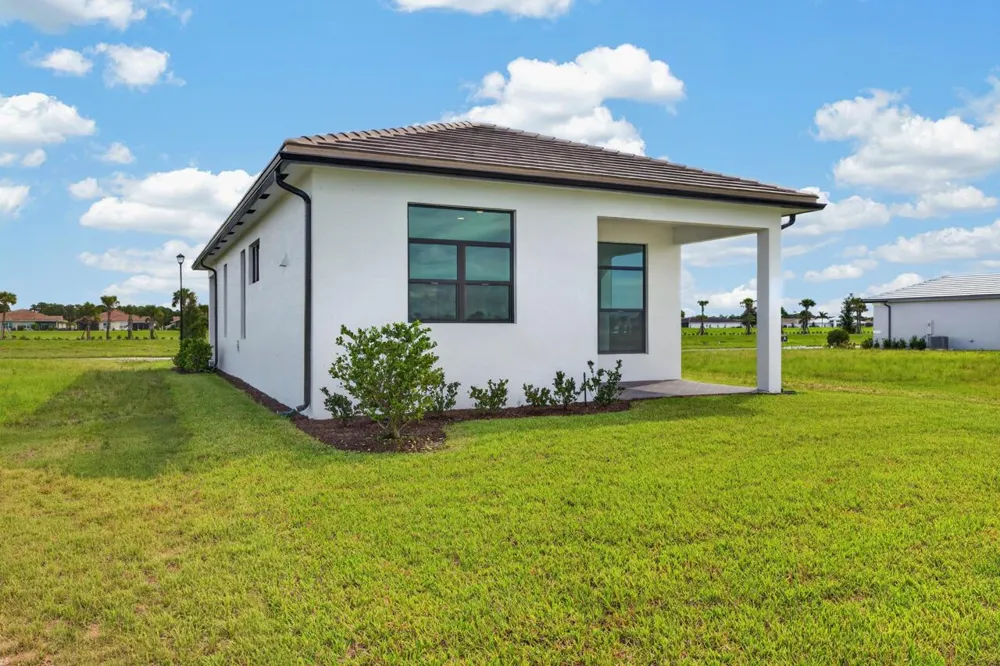 7920 SW ANDREA WAY Port St. Lucie, FL 34987