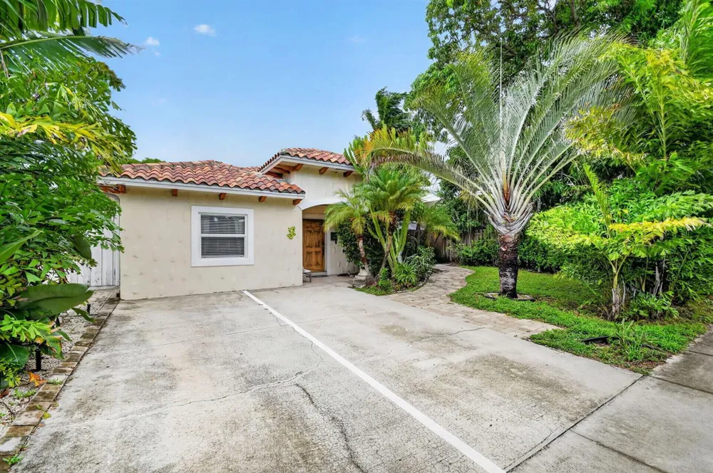 4311 GARDEN AVENUE West Palm Beach, FL 33405