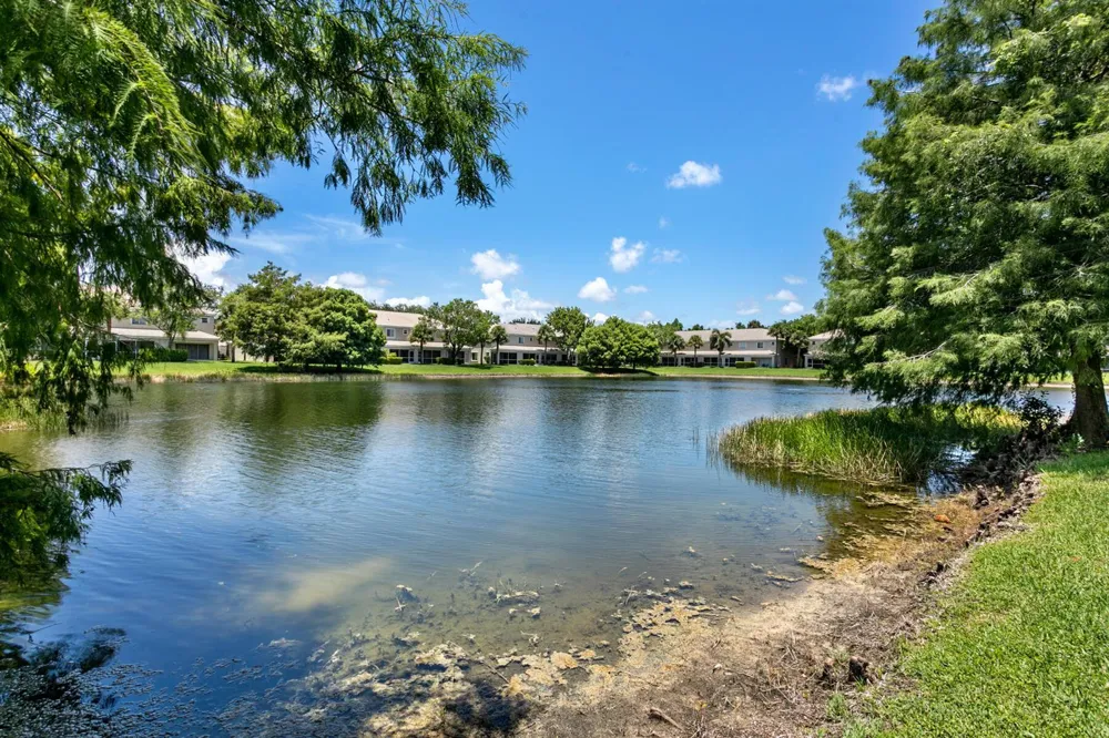 4976 PALMBROOKE CIRCLE West Palm Beach, FL 33417
