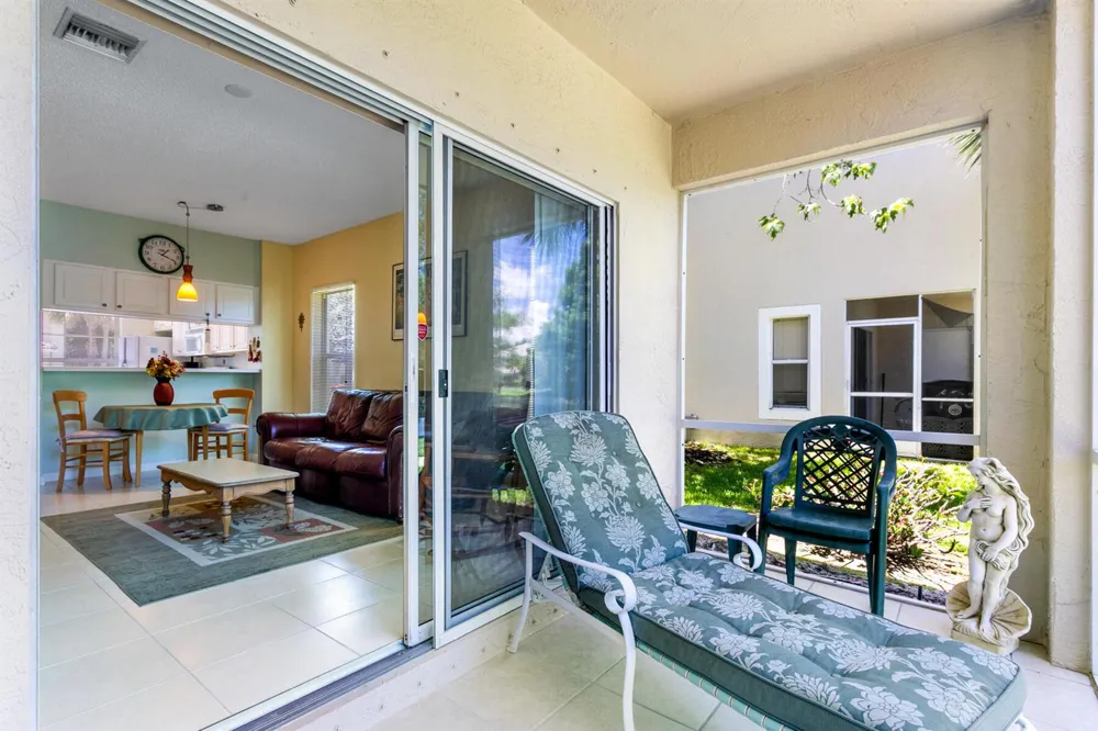 4976 PALMBROOKE CIRCLE West Palm Beach, FL 33417