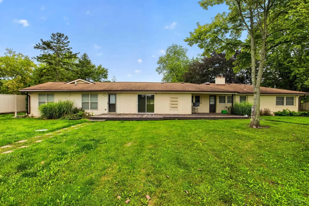 3850 Midland Road Saginaw Charter Township, MI 48603