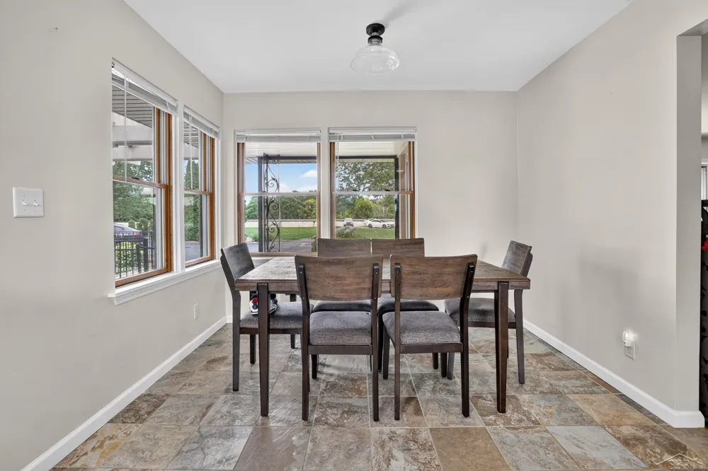 3850 Midland Road Saginaw Charter Township, MI 48603