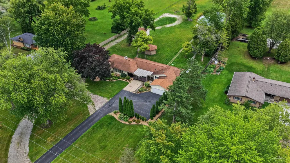 3850 Midland Road Saginaw Charter Township, MI 48603