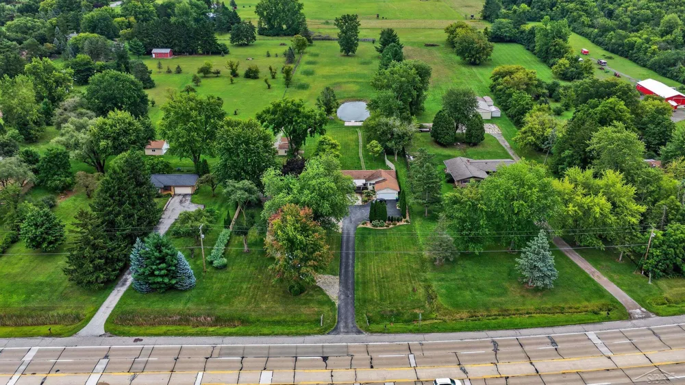 3850 Midland Road Saginaw Charter Township, MI 48603