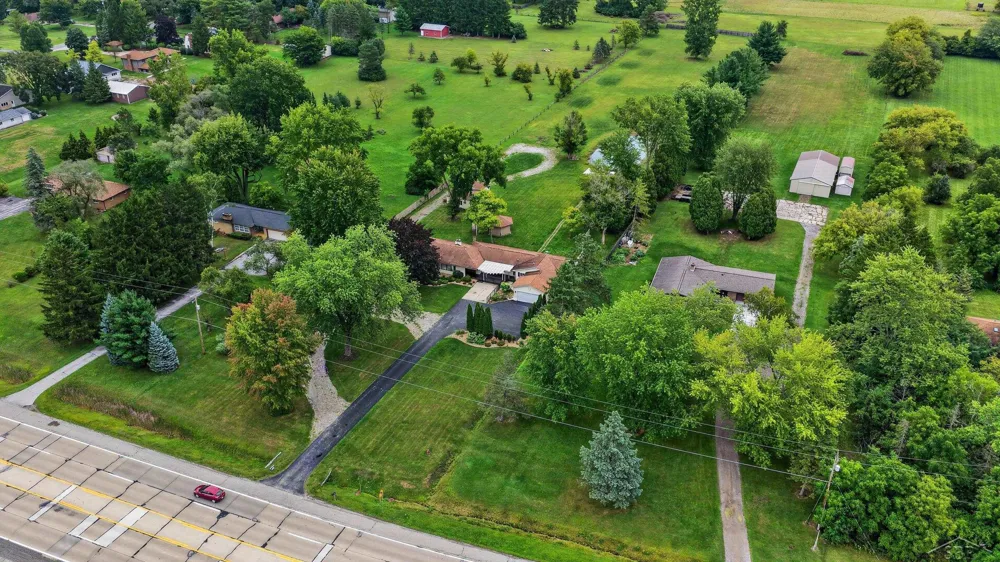 3850 Midland Road Saginaw Charter Township, MI 48603