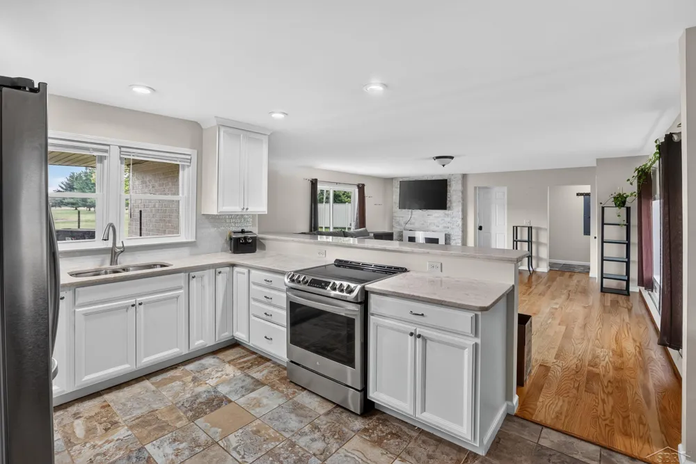 3850 Midland Road Saginaw Charter Township, MI 48603