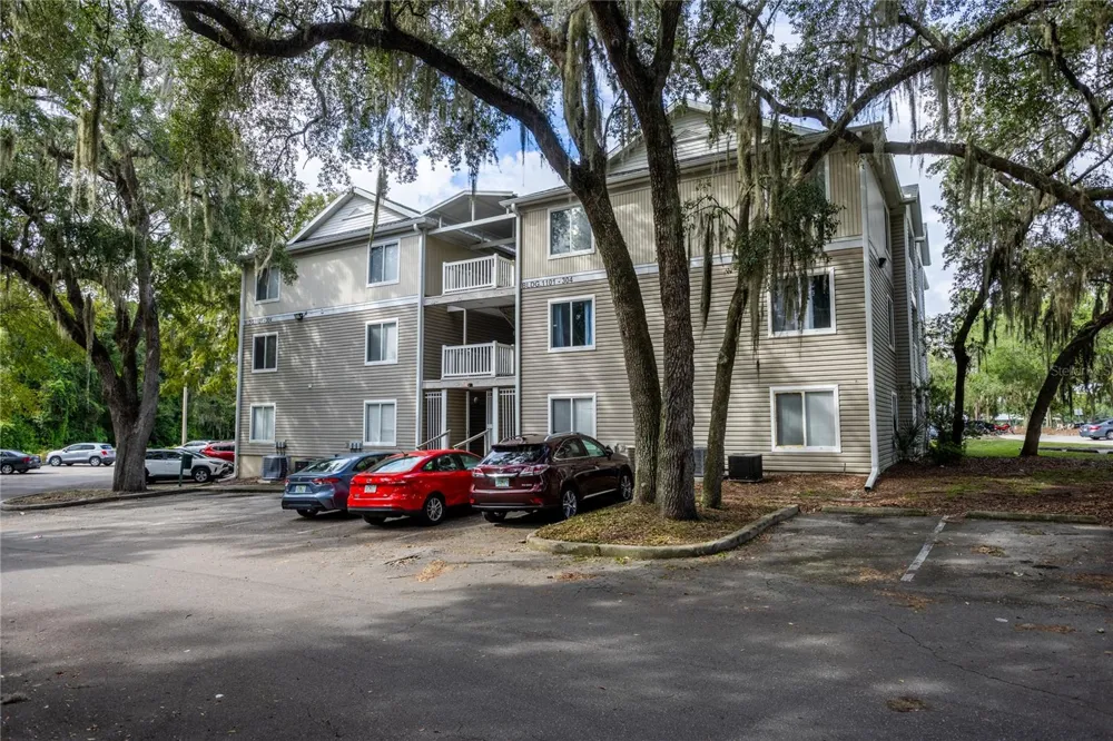 4000 SW 23RD STREET #1-202 Gainesville, FL 32608