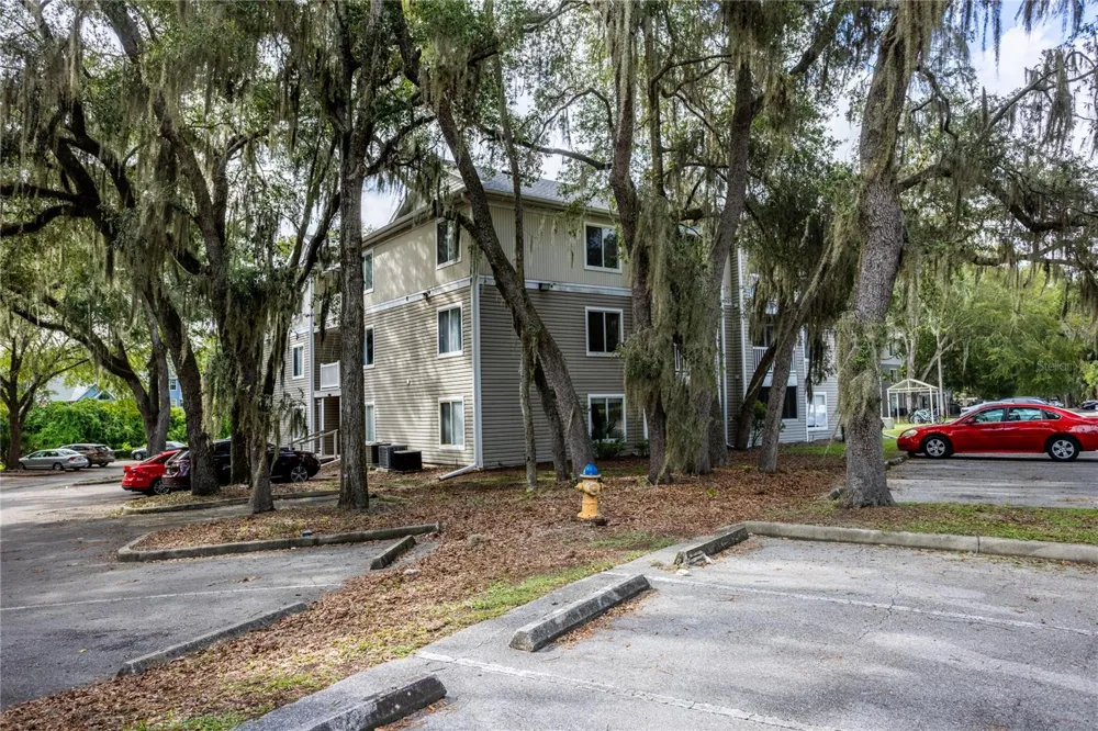 4000 SW 23RD STREET #1-202 Gainesville, FL 32608