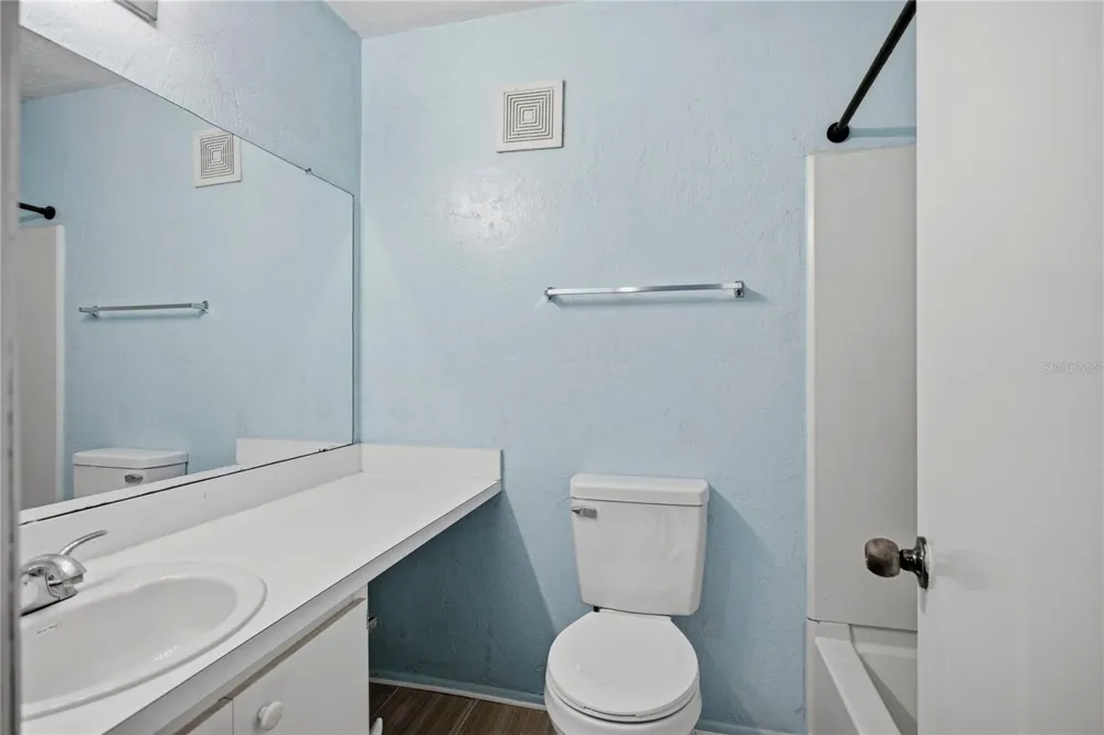 4000 SW 23RD STREET #1-202 Gainesville, FL 32608