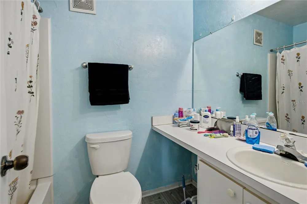 4000 SW 23RD STREET #1-202 Gainesville, FL 32608