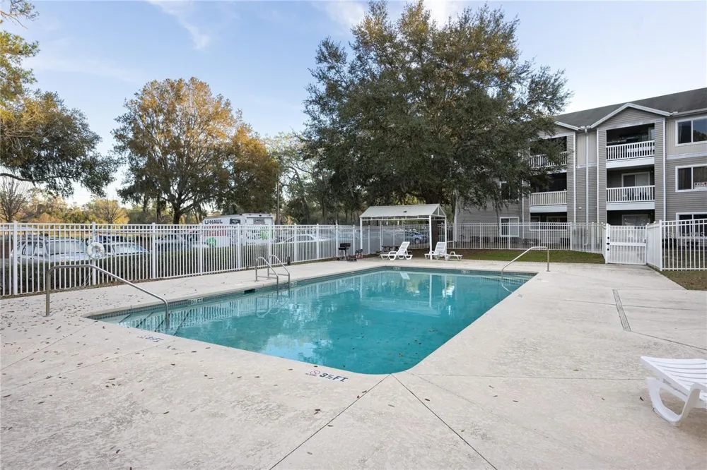 4000 SW 23RD STREET #1-202 Gainesville, FL 32608