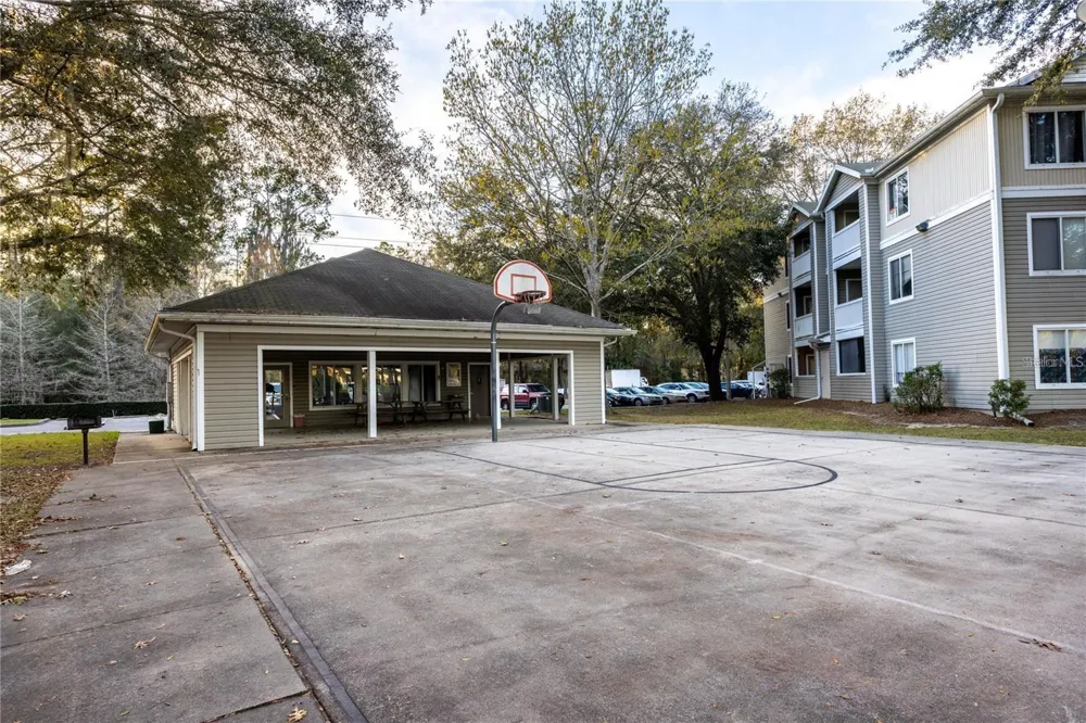 4000 SW 23RD STREET #1-202 Gainesville, FL 32608