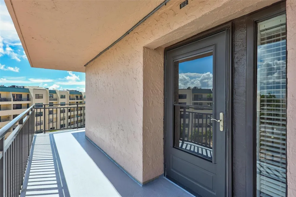 6480 MIDNIGHT PASS ROAD #612 Sarasota, FL 34242