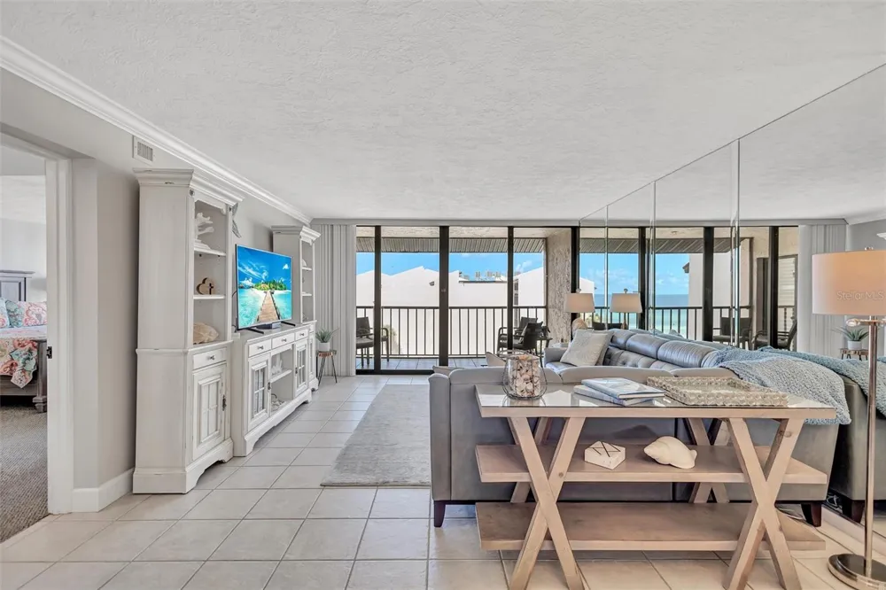 6480 MIDNIGHT PASS ROAD #612 Sarasota, FL 34242