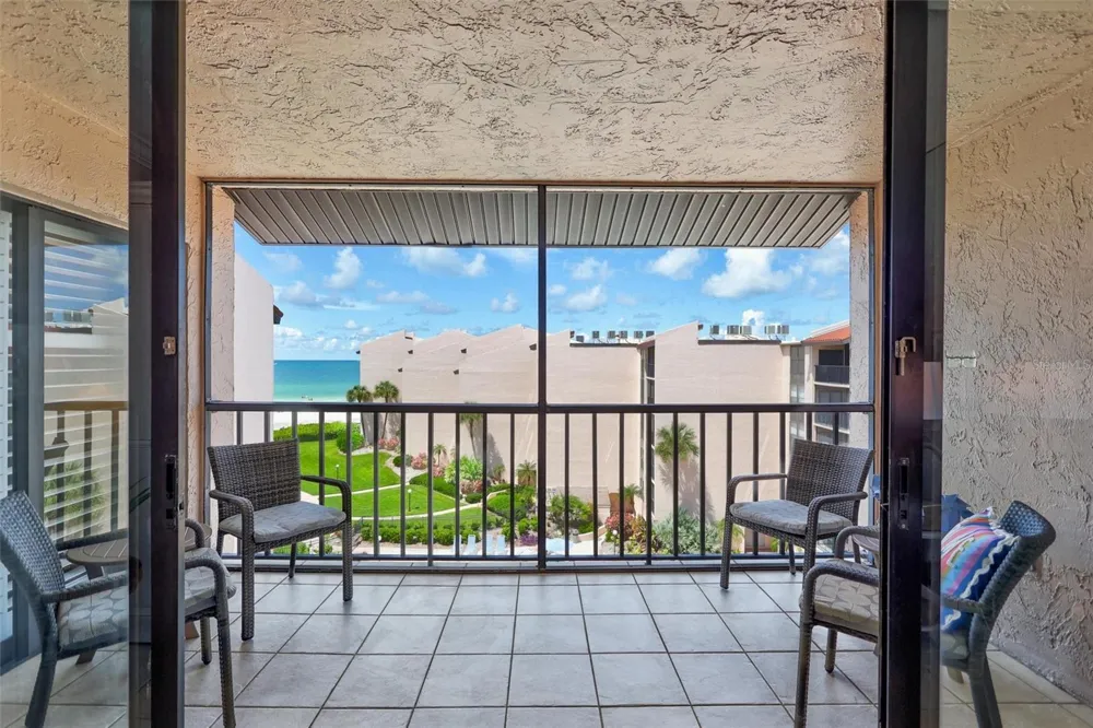 6480 MIDNIGHT PASS ROAD #612 Sarasota, FL 34242