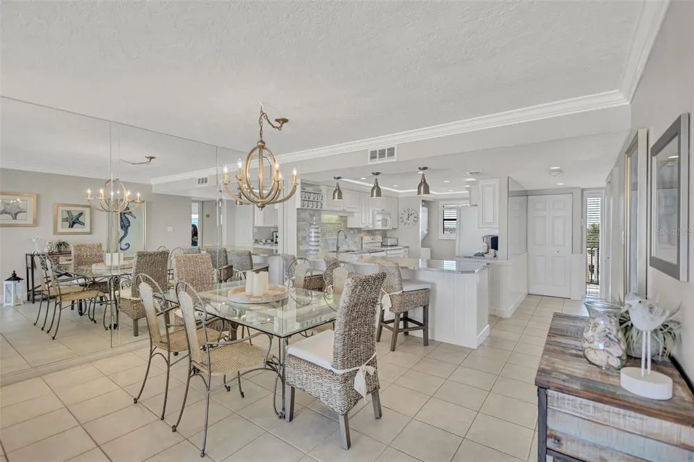 6480 MIDNIGHT PASS ROAD #612 Sarasota, FL 34242