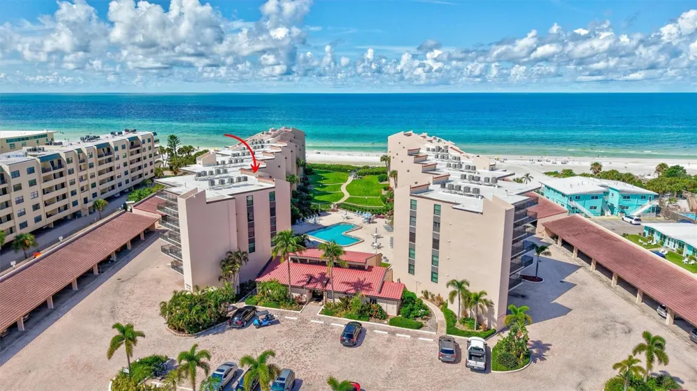 6480 MIDNIGHT PASS ROAD #612 Sarasota, FL 34242