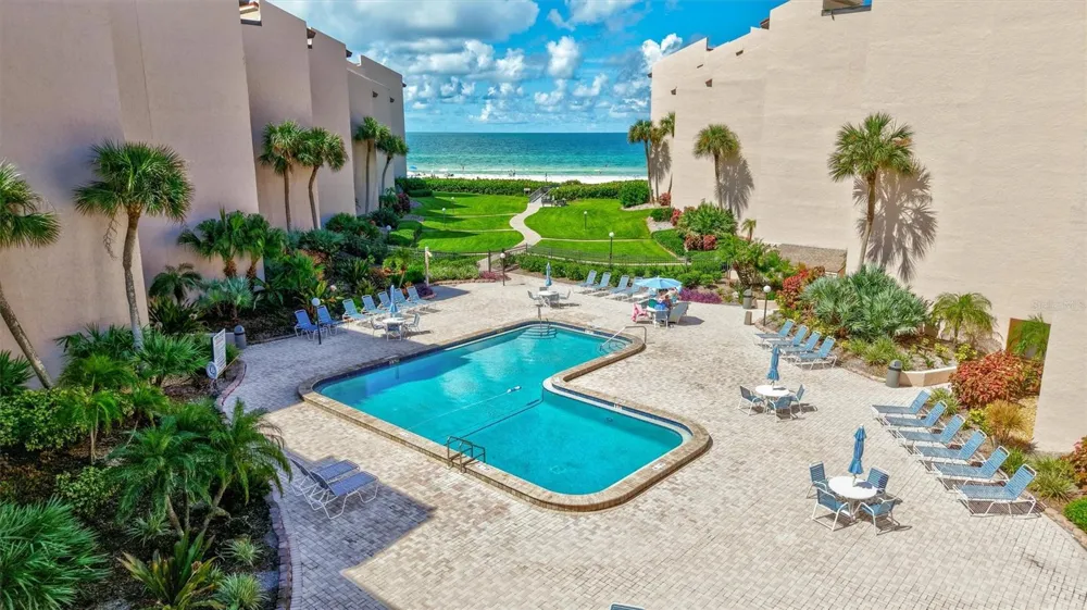 6480 MIDNIGHT PASS ROAD #612 Sarasota, FL 34242
