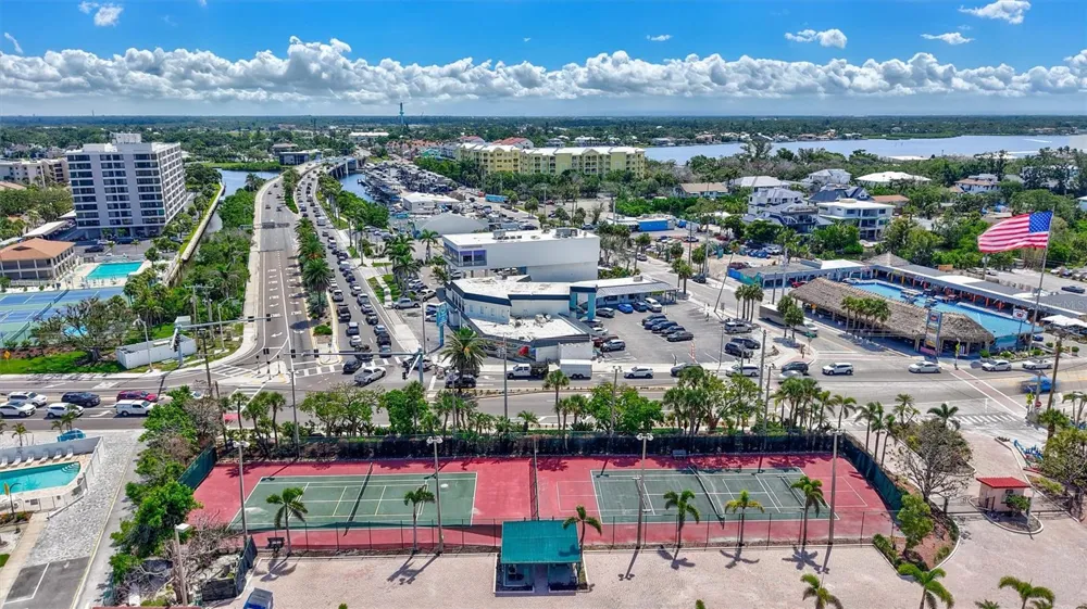 6480 MIDNIGHT PASS ROAD #612 Sarasota, FL 34242