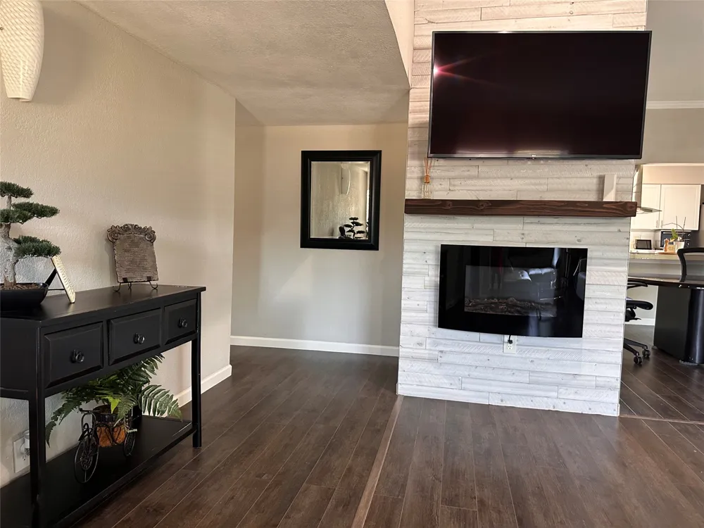 1533 W Spring Creek Parkway Plano, TX 75023