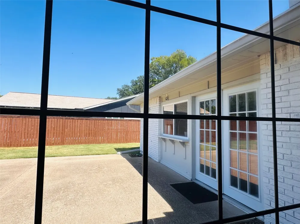 1533 W Spring Creek Parkway Plano, TX 75023
