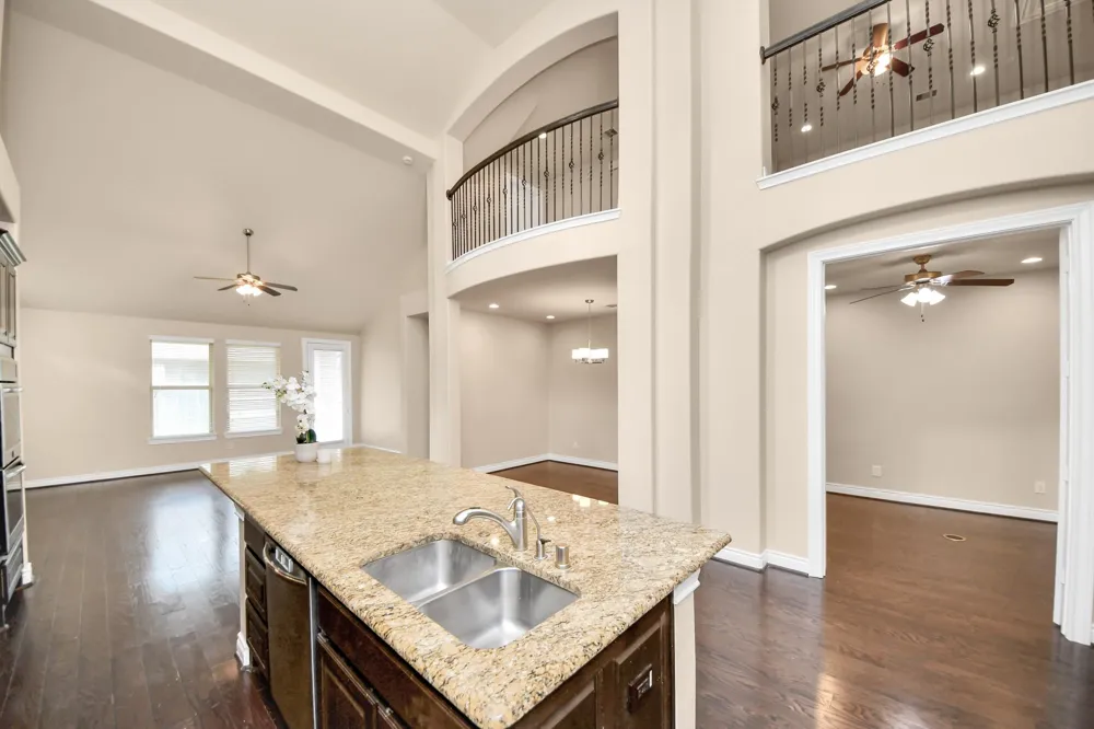 24219 Peralta Glen Lane Katy, TX 77494