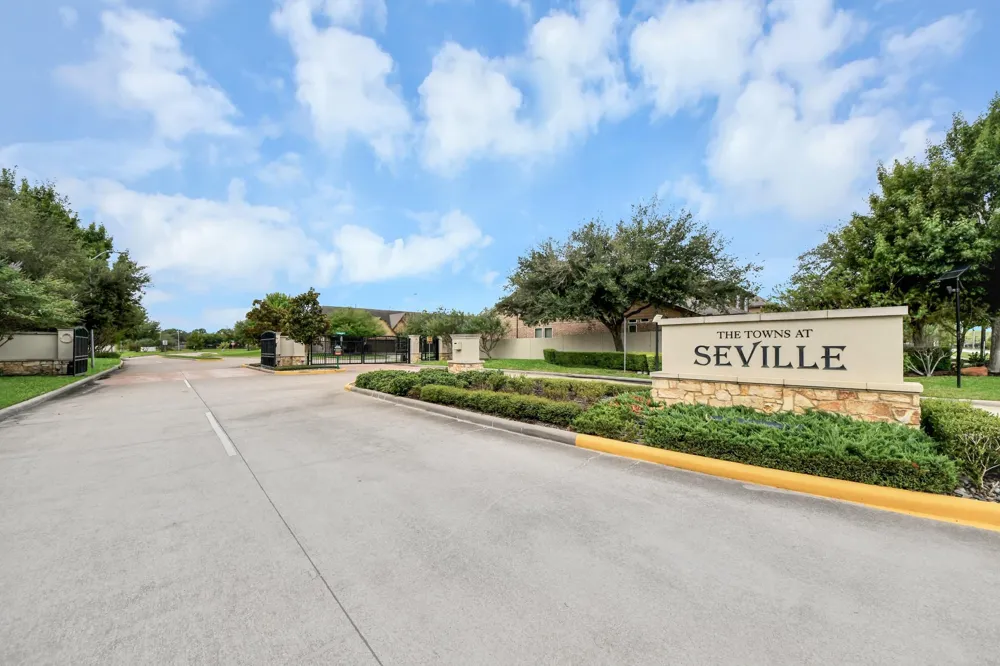 24219 Peralta Glen Lane Katy, TX 77494