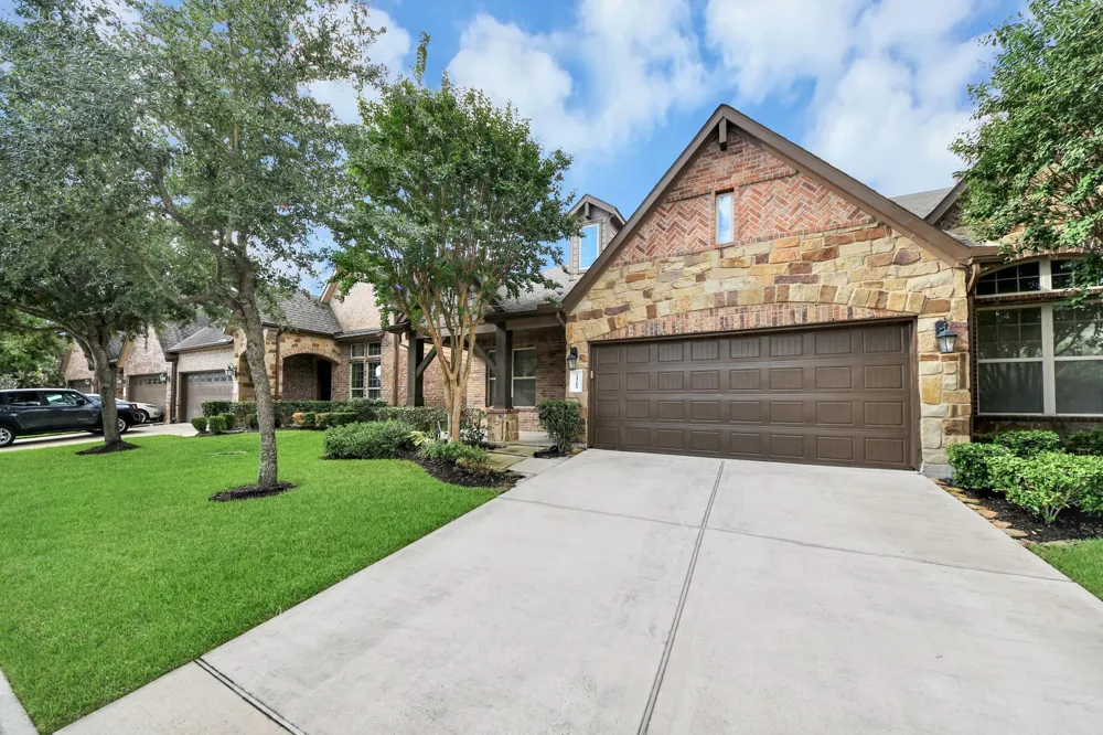 24219 Peralta Glen Lane Katy, TX 77494