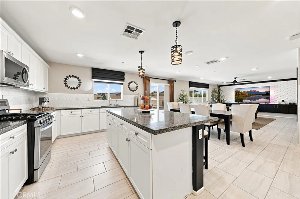29281 Glass Mountain Court Winchester, CA 92596